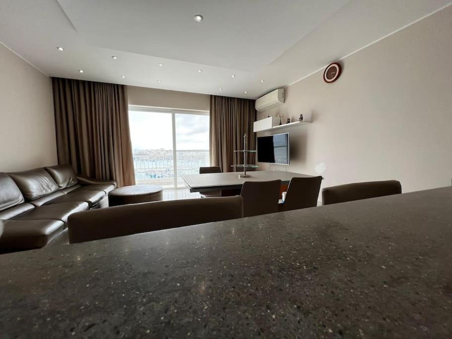Marsaxlokk Seaview 2 Bedroom Penthouse Luaran gambar